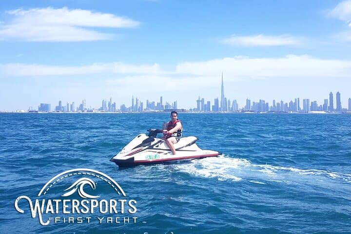 La Mer Dubai: 1-Hour Jet Ski Rental on a Yamaha 1500 photo 2