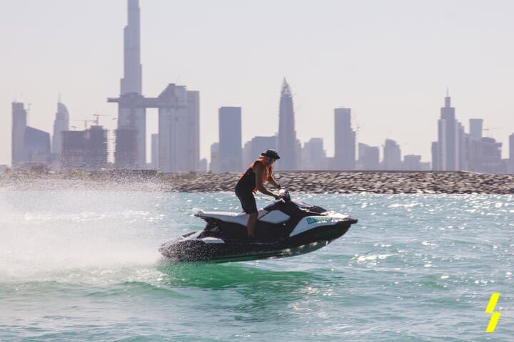 La Mer Dubai: 1-Hour Jet Ski Rental on a Yamaha 1500 photo 5