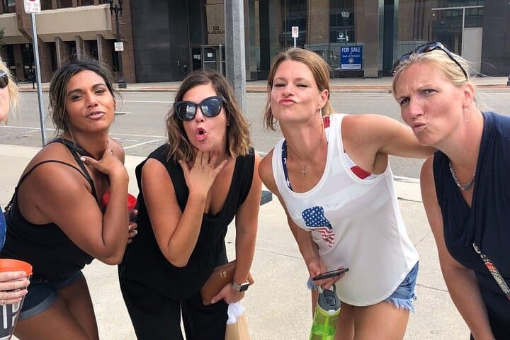 Pittsburgh Wacky Walks Scavenger Hunt: App-Led City Adventure photo 2