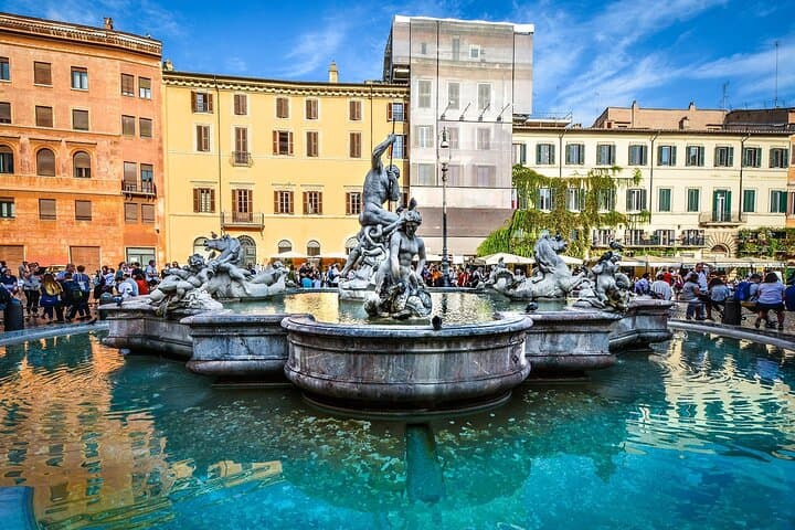Glide Through Baroque Rome: La Dolce Vita Private Golf Cart Tour photo 6