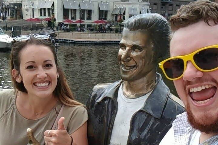 Milwaukee Urban Scavenger Hunt: Wacky Walks Royal Adventure