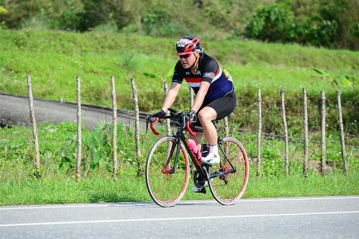 Cycling Devil's Staircase: Ride Along Sri Lanka's Bambarakanda Falls photo 2