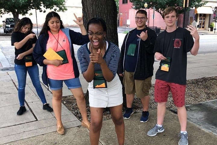 Louisville City Scavenger Hunt: 2-Hour Downtown Adventure with Live Remote Guide photo 1