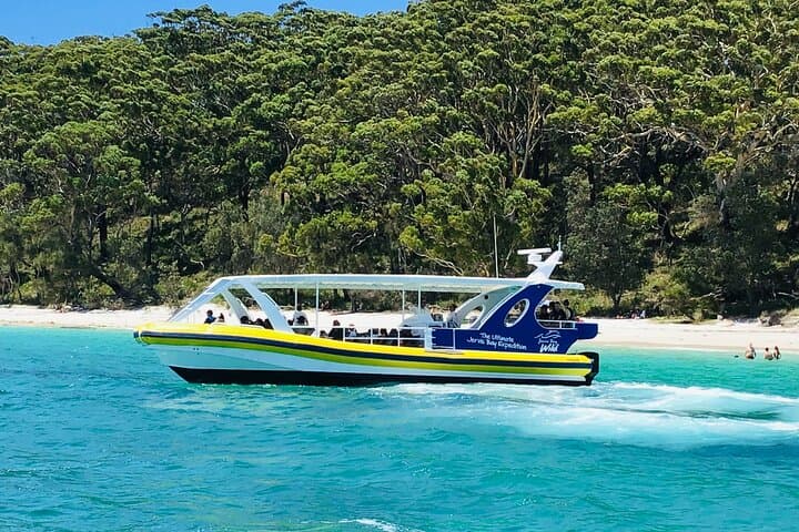 Jervis Bay Passage Tour — Hyams Beach, Point Perpendicular & Dolphin Watching Cruise photo 5
