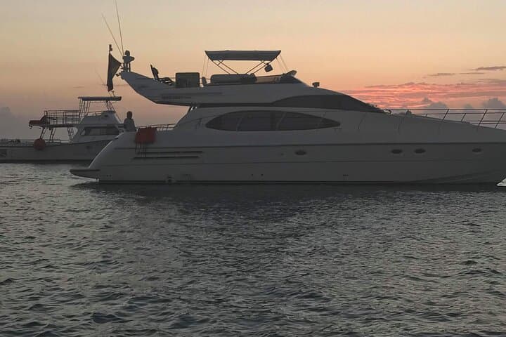 Negril VIP Yacht Cruise: 7-Mile Beach Snorkel & Rick's Cafe Sunset photo 2