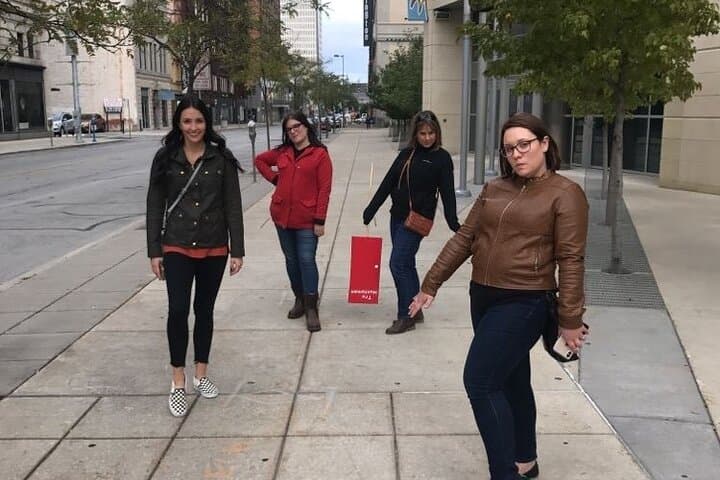 St. Louis Scavenger Hunt: 3Quest Challenge Downtown App Adventure photo 6