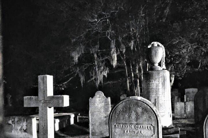 Charleston Dark History & Ghost Tour with Adam — Small-Group Haunted Walking Experience photo 3