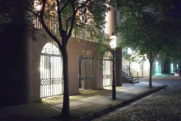 Charleston Dark History & Ghost Tour with Adam — Small-Group Haunted Walking Experience photo 5