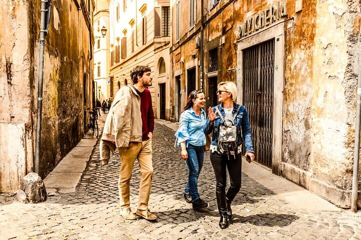 Private Rome Night Tours with Local Hosts: Personalized Walking Experiences photo 3