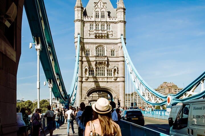 Private London Walking Tour with Local Host — Tailored 3‑Hour Intro photo 3
