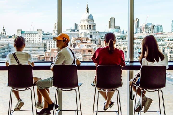 Private London Walking Tour with Local Host — Tailored 3‑Hour Intro photo 4