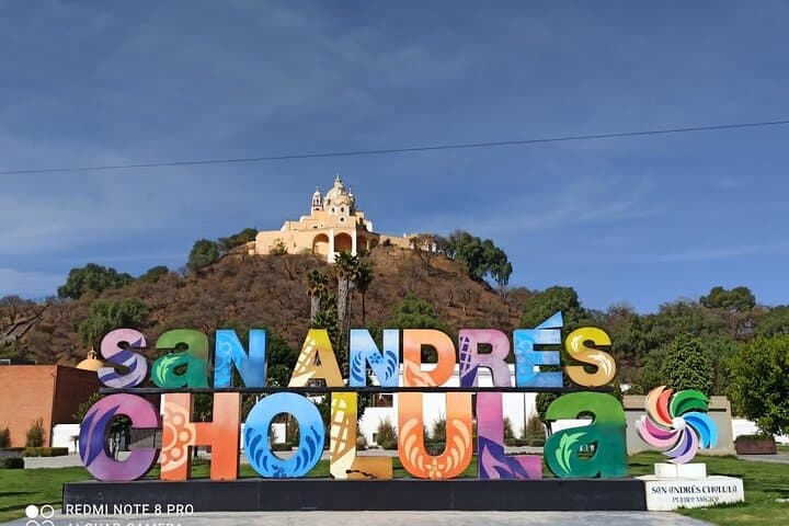 Cholula & Puebla Private Day Tour — Great Pyramid, Tonantzintla & Palafoxiana Library photo 1