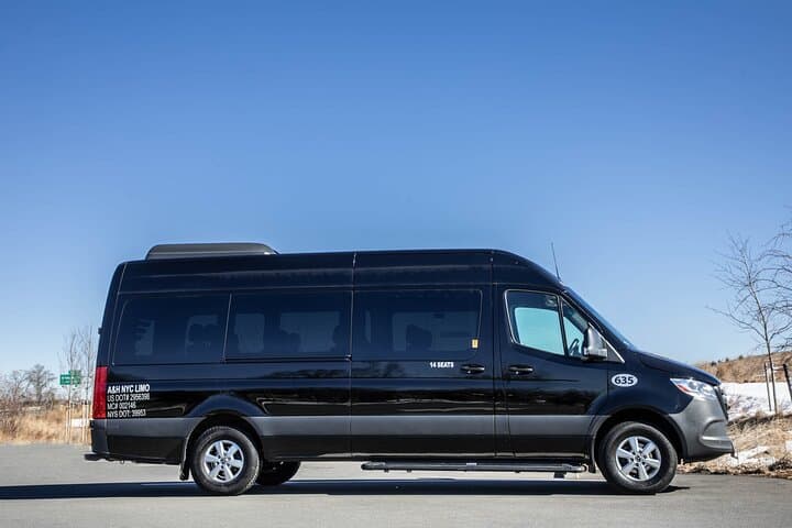 Stress-Free NYC Airport Departure Transfer by Luxury Sprinter Van (LGA, JFK, EWR) photo 3