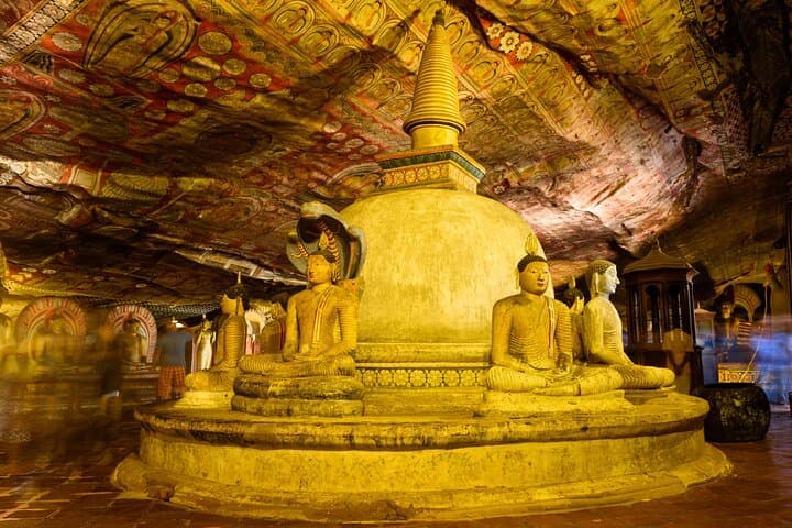 6-Day Private Sri Lanka Road Trip with English-Speaking Chauffeur photo 3
