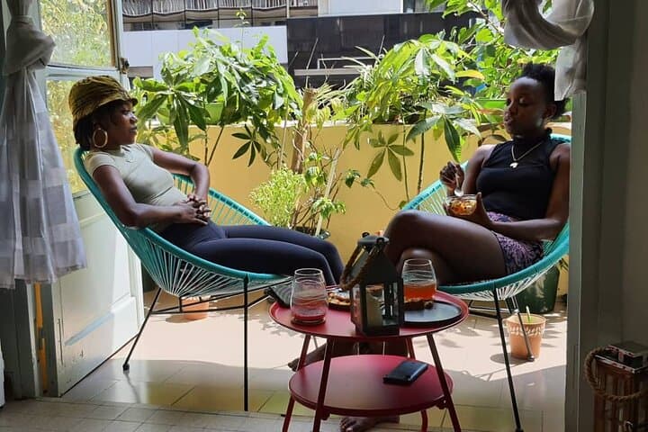 Explore Abidjan’s Plateau: Alternative City Walking Tour with Local Artisans photo 3