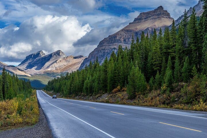Icefields Parkway Self-Guided Audio Drive — Lake Louise to Jasper Scenic Tour photo 2