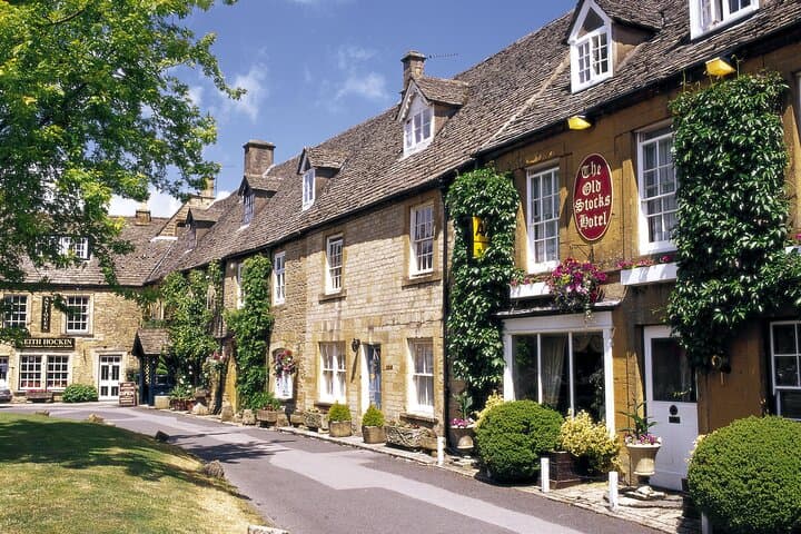 Full-Day Cotswolds Experience from Bath: Small-Group Tour to Bibury & Bourton-on-the-Water photo 4