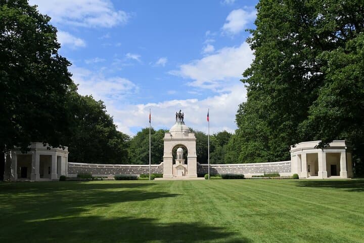 Private WWI Somme Battlefields Tour from Paris — Lochnagar, Beaumont-Hamel & Historial photo 4