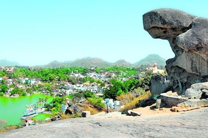 Private 2-Day Mount Abu Sightseeing Transfer from Udaipur photo 2