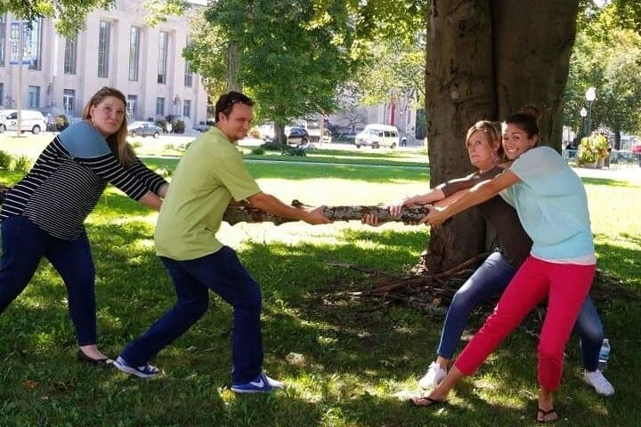 Louisville Zombie Scavengers: App-Based Urban Survival Hunt photo 2