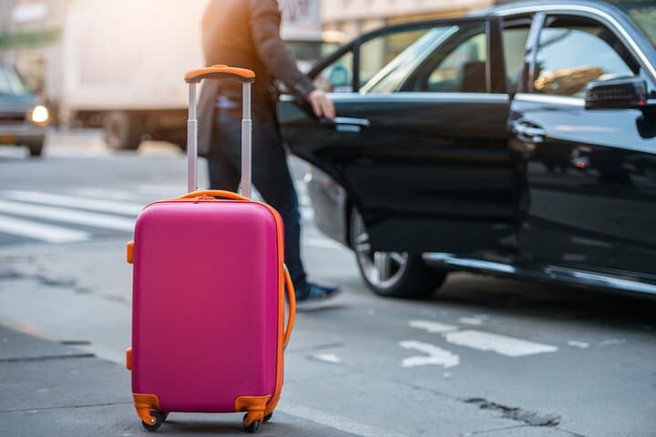 Private Airport Transfer from Ella to Bandaranaike International Airport (Colombo)