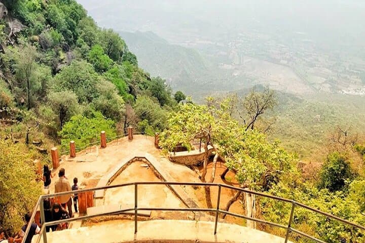 Udaipur & Mount Abu: 5-Day Lakes, Palaces and Hill-Station Escape photo 6