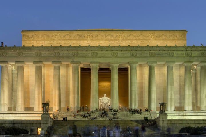 DC Landmarks Walking Tour + African American Museum Admission photo 3