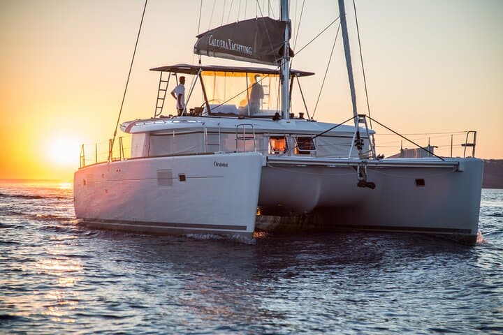 Santorini All-Inclusive Catamaran Sunset Cruise with Thirassia & Hot Springs