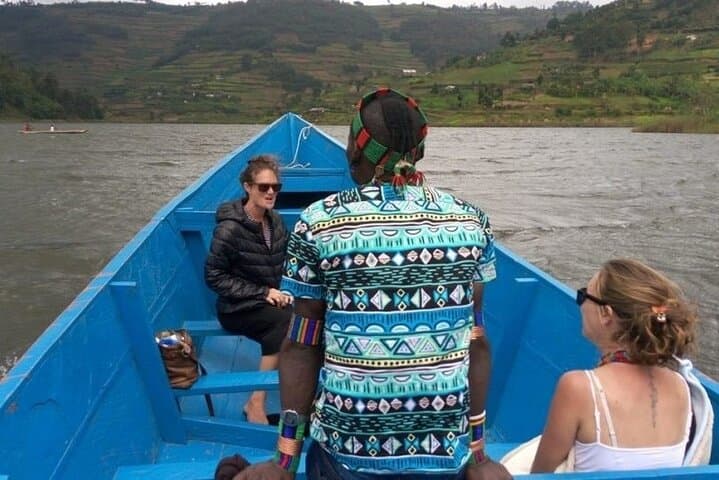 3-Day Gorilla Trekking Bwindi and Lake Bunyonyi Safari, Uganda
