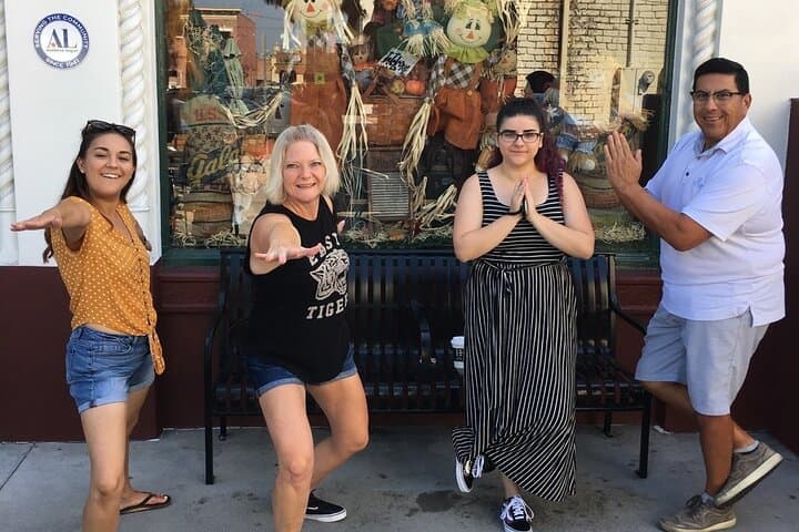 Explore Nashville on Foot: Crazy Dash Scavenger Hunt Walking Adventure photo 5