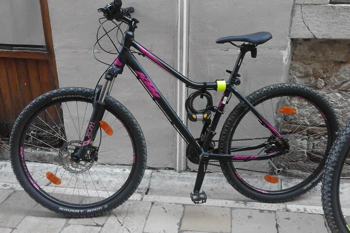 Zadar Bike Rental: Helmet, Lock & City Map for Self-Guided Rides photo 4
