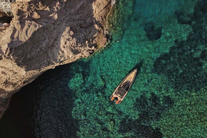 Private Paros Cruise: Antiparos, Despotiko & Panteronisia Day Charter photo 2