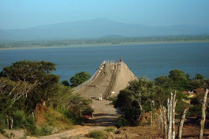Totumo Mud Volcano from Cartagena: Mud Baths, Local Culture & Practical Tips photo 6