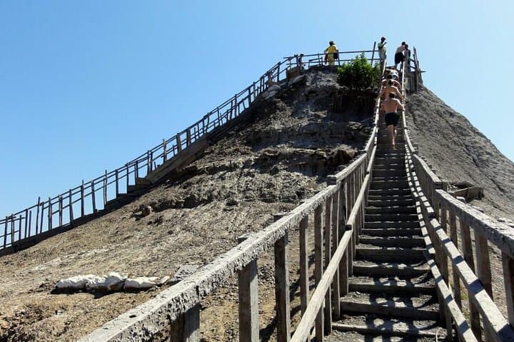 Totumo Mud Volcano from Cartagena: Mud Baths, Local Culture & Practical Tips photo 5
