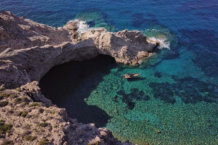 Private Cruise Paros to Antiparos, Despotiko & Panteronisia — Aegean Day Trip