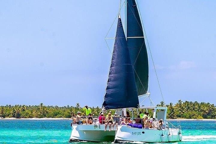 Punta Cana Private Catamaran Brunch: Snorkel, Natural Pool & Caribbean Beats photo 3