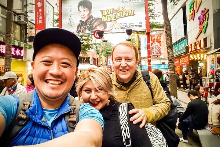 Personalized Seoul Full-Day Tour with a Local Host