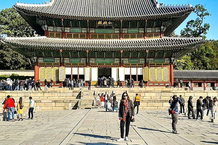 Personalized Seoul Full-Day Tour with a Local Host photo 4