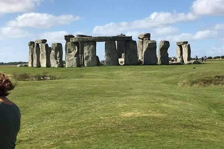 Private Day Trip from London to Stonehenge, Salisbury & Bath — Luxury Chauffeur Tour photo 1