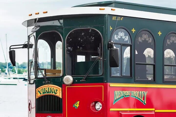 Newport Trolley Tour with Marble House: 3-Hour Drive Through Gilded-Age Mansions and Coastal Vistas photo 5