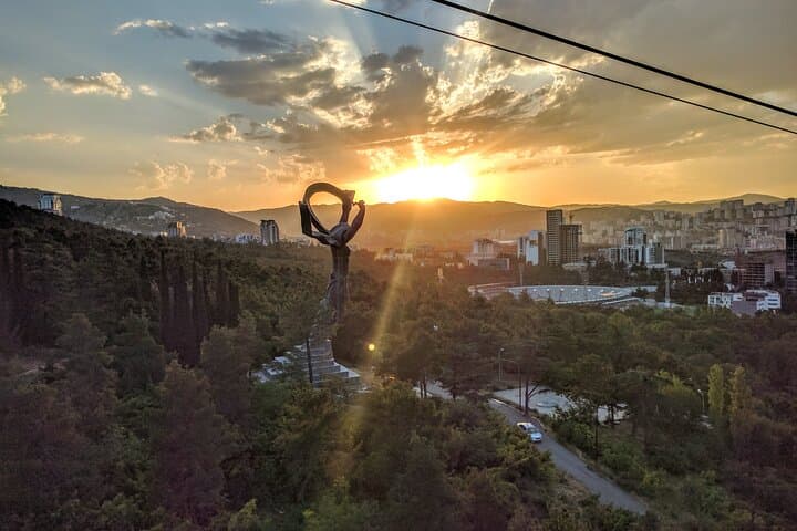 Tbilisi Lakes and Sightseeing Tour — Turtle Lake, Vake Park & Ethnographic Museum photo 3