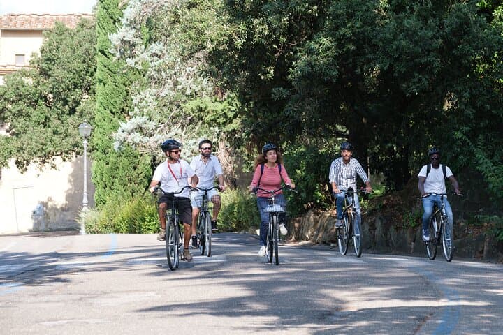 E‑Bike Florence: Hilltop Views, Oltrarno Crafts & Aperitivo photo 6