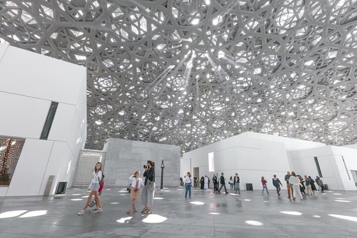 Half-Day Abu Dhabi Highlights Tour: Sheikh Zayed, Corniche & Louvre photo 2