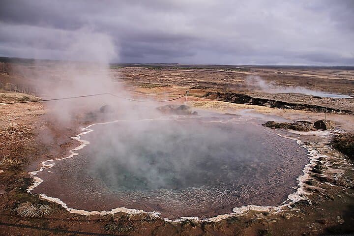 Golden Circle to Blue Lagoon: A One-Day Iceland Adventure from Reykjavik photo 5