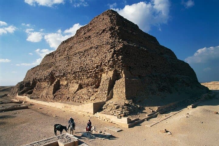 Hurghada to Dahshur & Saqqara: Day Trip to the Bent Pyramid, Step Pyramid and Memphis photo 4