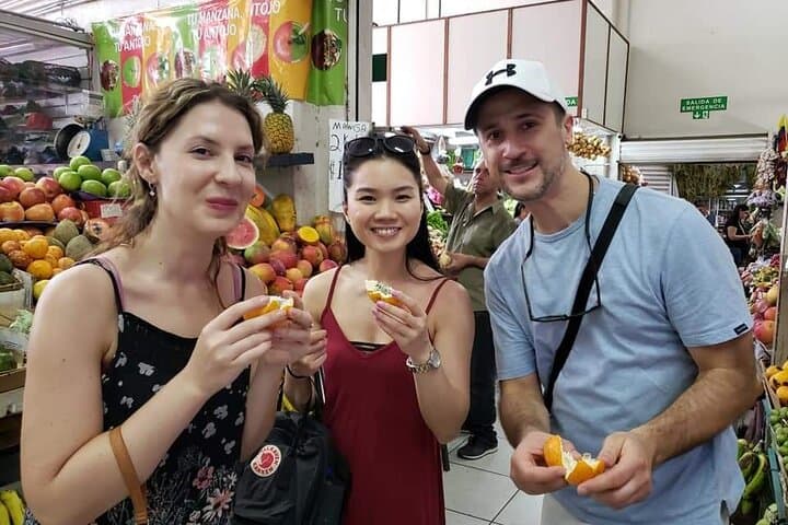 San José Bites & Sights: Central Market Walking Food Tour photo 3