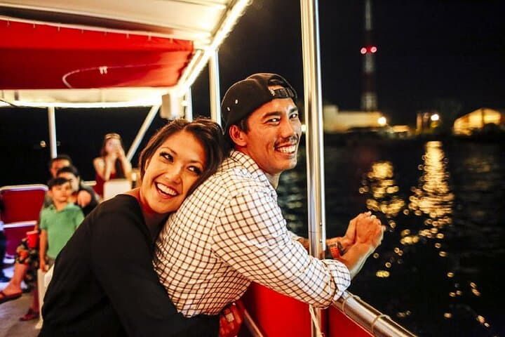 Waikiki Glass-Bottom Boat Sunset Cruise from Kewalo Basin photo 5