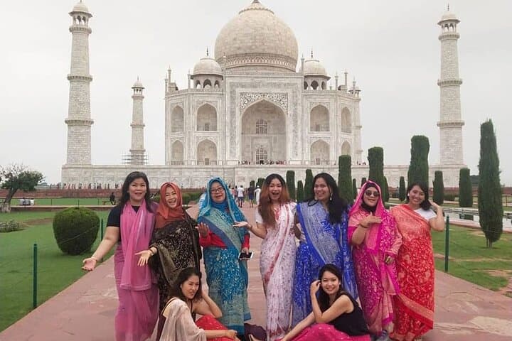 Private Taj Mahal Day Trip from Delhi with Lunch — Same-Day Agra Tour photo 3