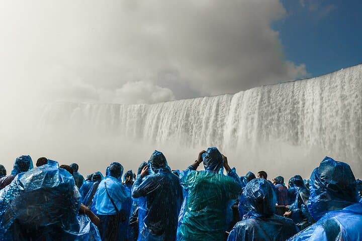 Autumn & Winter Niagara Falls USA: Gorge Walks, Observation Tower & Wine Tasting photo 2