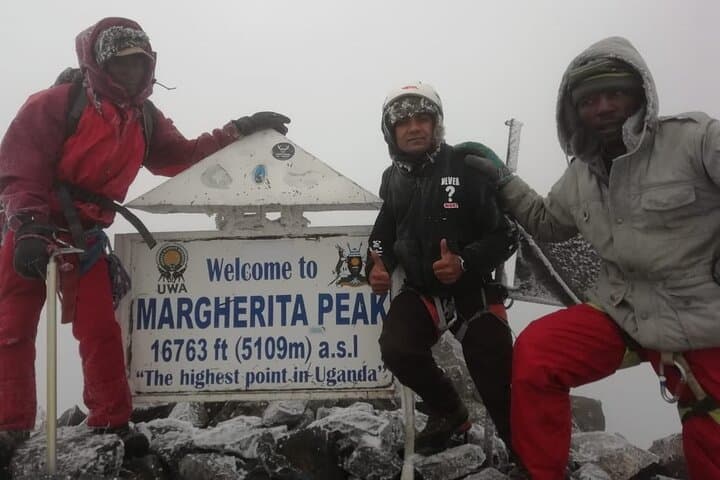 Rwenzori Mountains Trek: 7-Day Margherita Peak Summit and Central Circuit